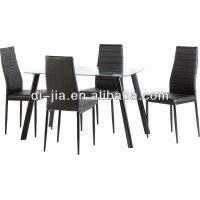 Modern glass dining table with 4 chair